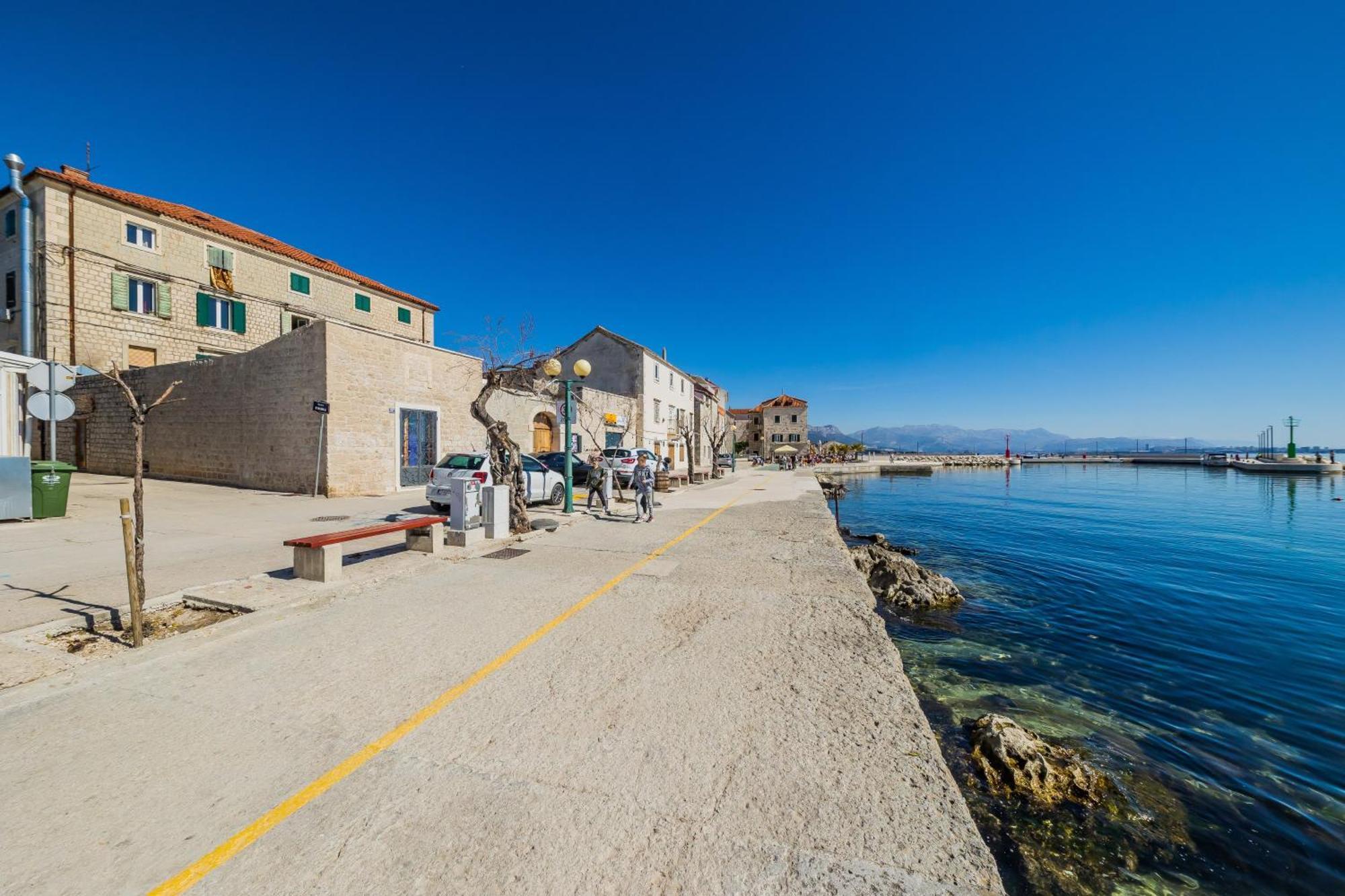Modern Apartment Nikola In A Quiet Area Kastel Stari Luaran gambar