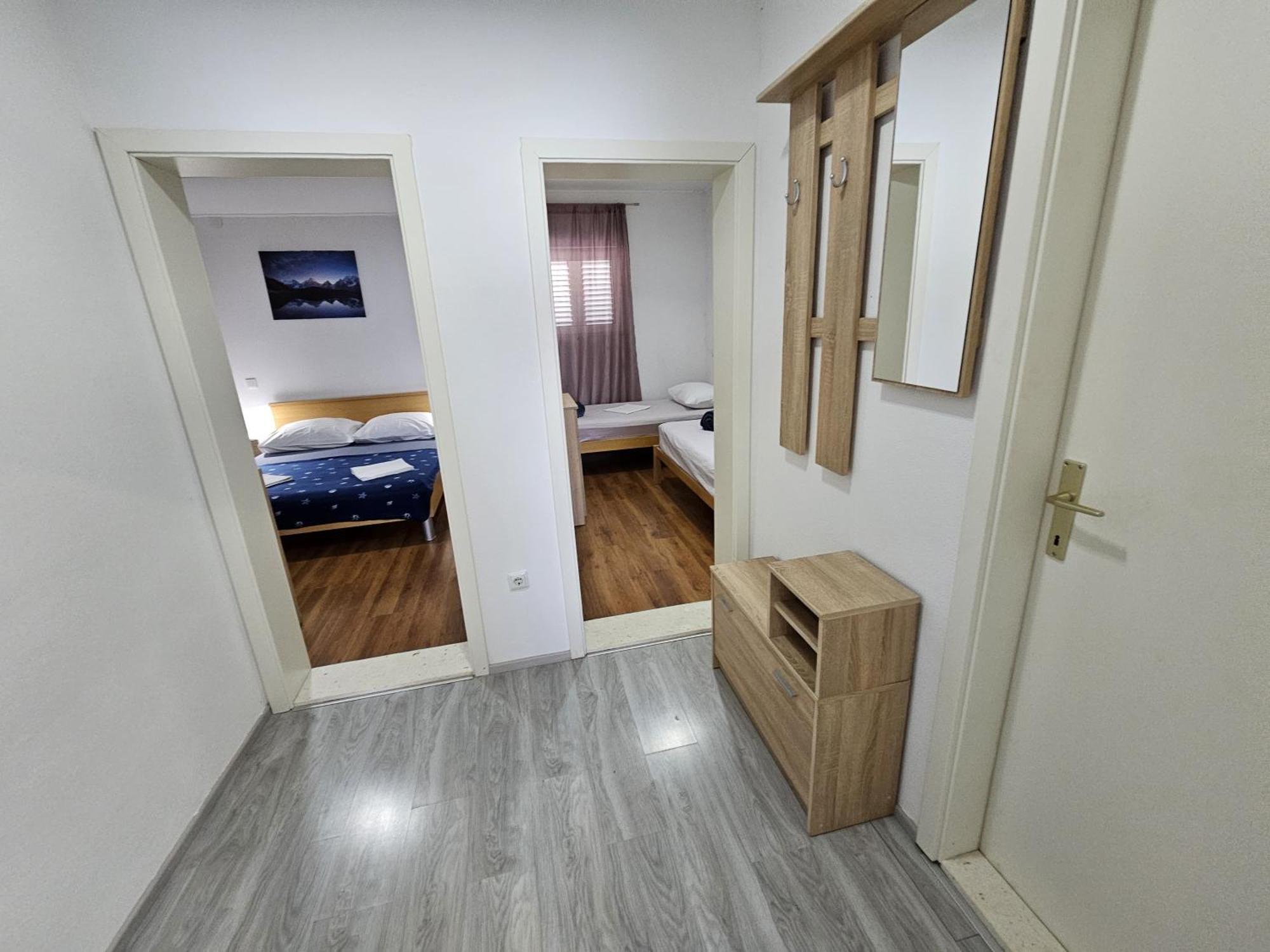 Modern Apartment Nikola In A Quiet Area Kastel Stari Luaran gambar