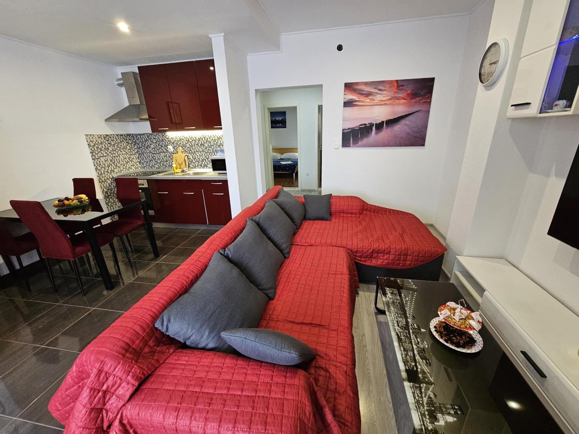 Modern Apartment Nikola In A Quiet Area Kastel Stari Luaran gambar